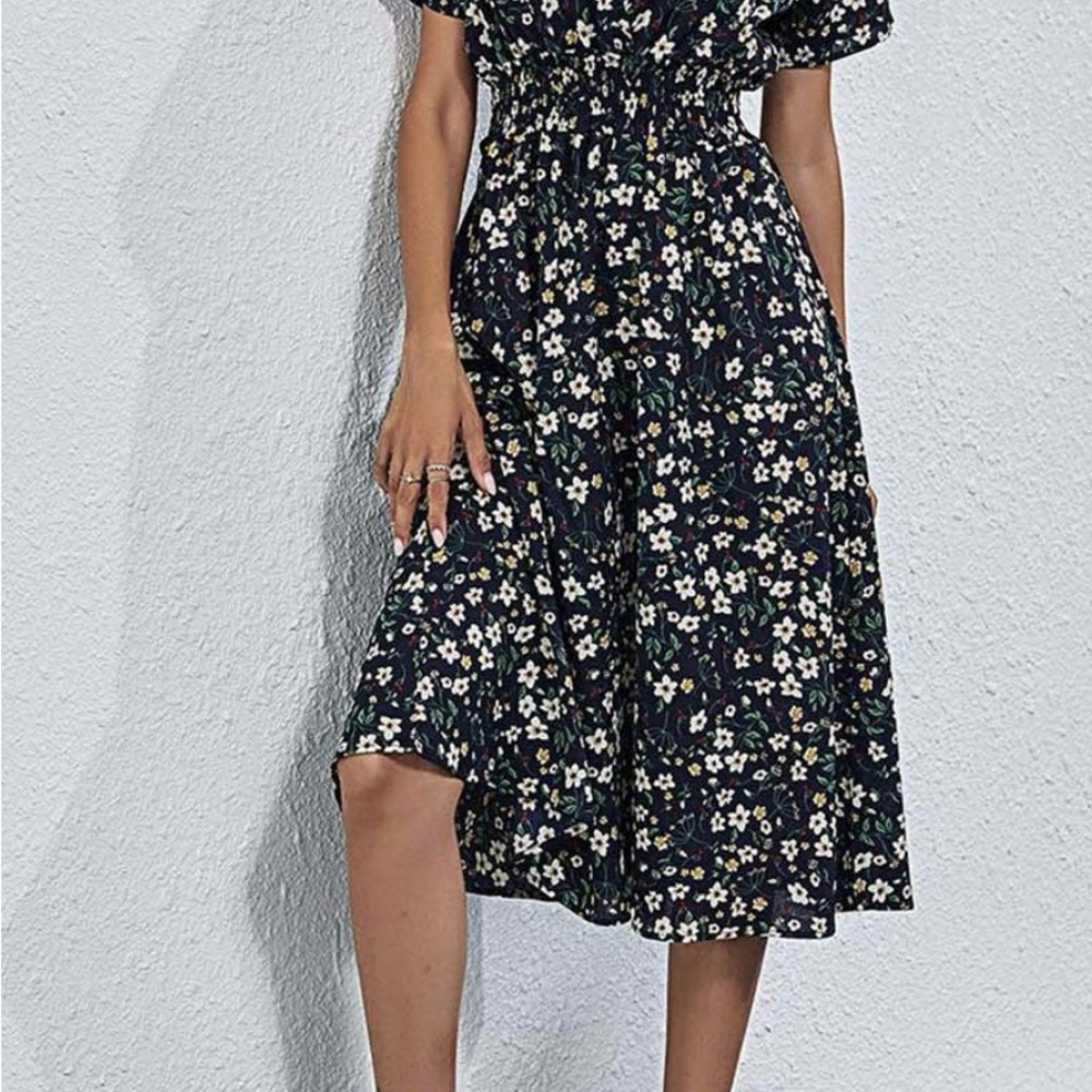 Chic Navy Floral Midi Dress